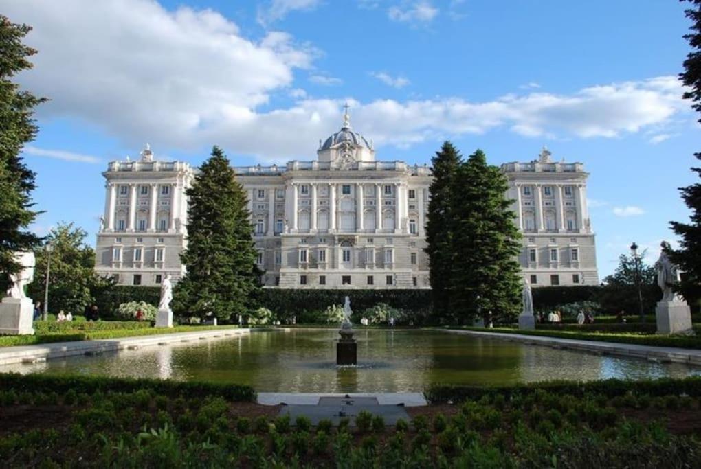 Apartamento Con Patio En Madrid Centro Ngoại thất bức ảnh