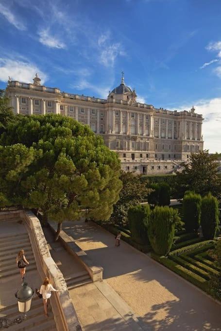 Apartamento Con Patio En Madrid Centro Ngoại thất bức ảnh