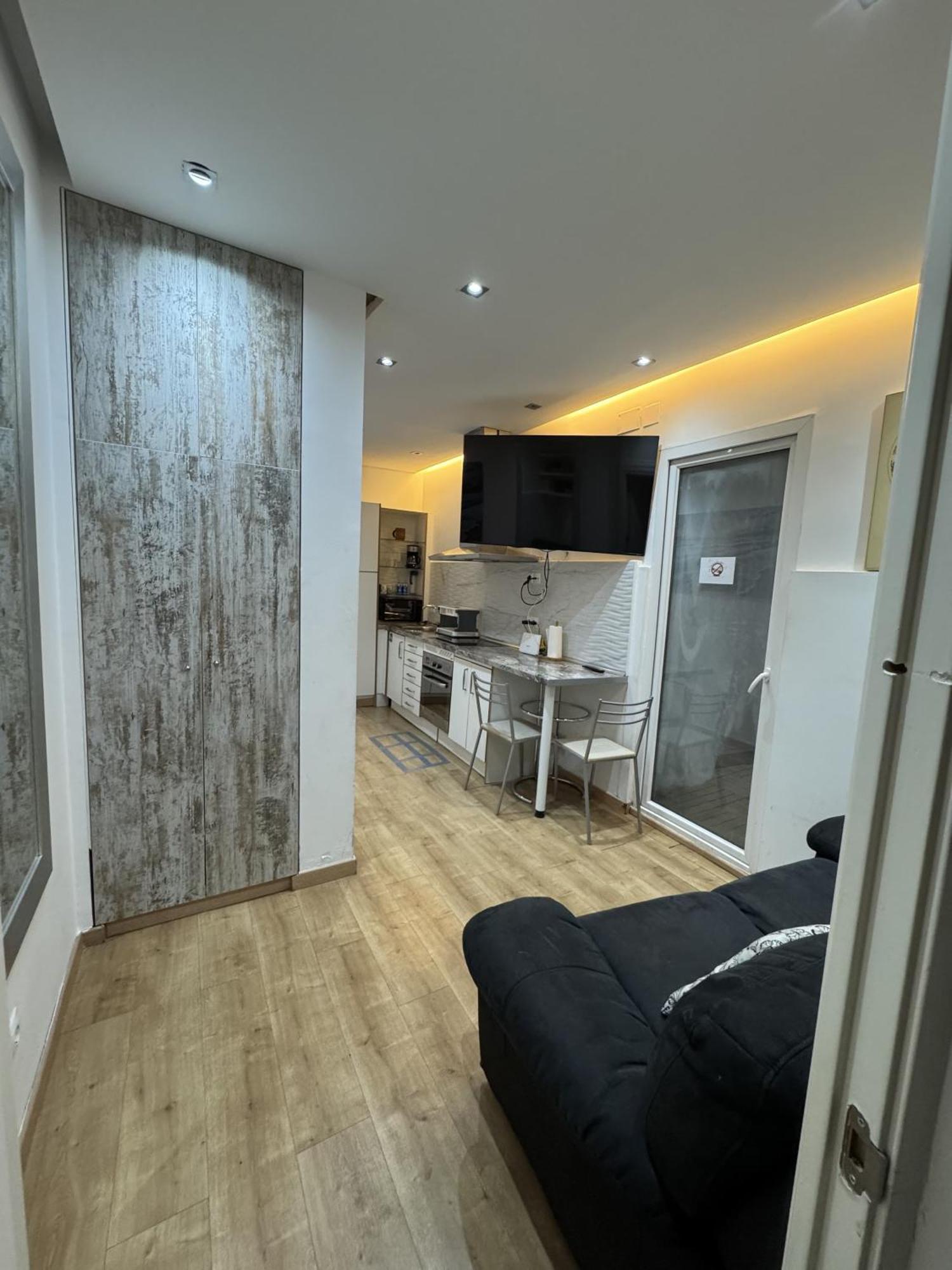 Apartamento Con Patio En Madrid Centro Ngoại thất bức ảnh