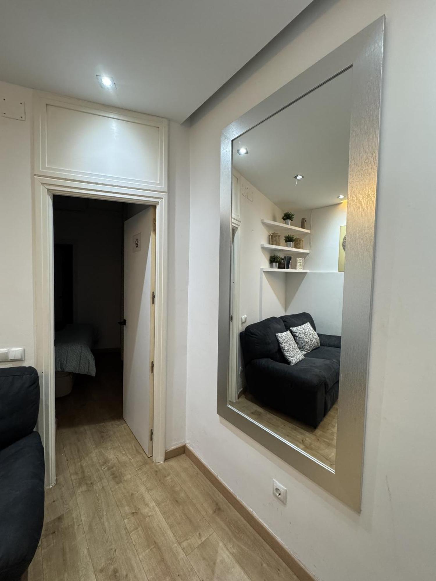 Apartamento Con Patio En Madrid Centro Ngoại thất bức ảnh