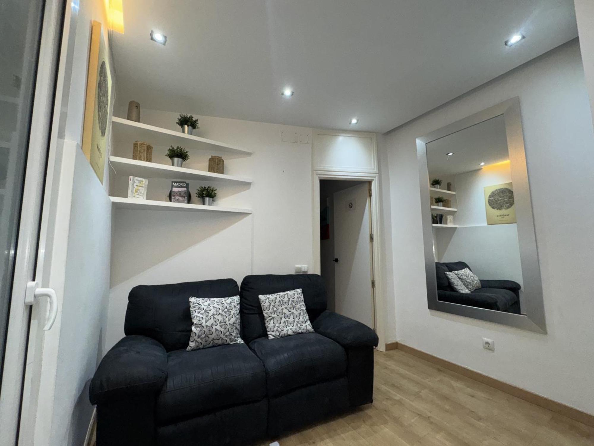 Apartamento Con Patio En Madrid Centro Ngoại thất bức ảnh