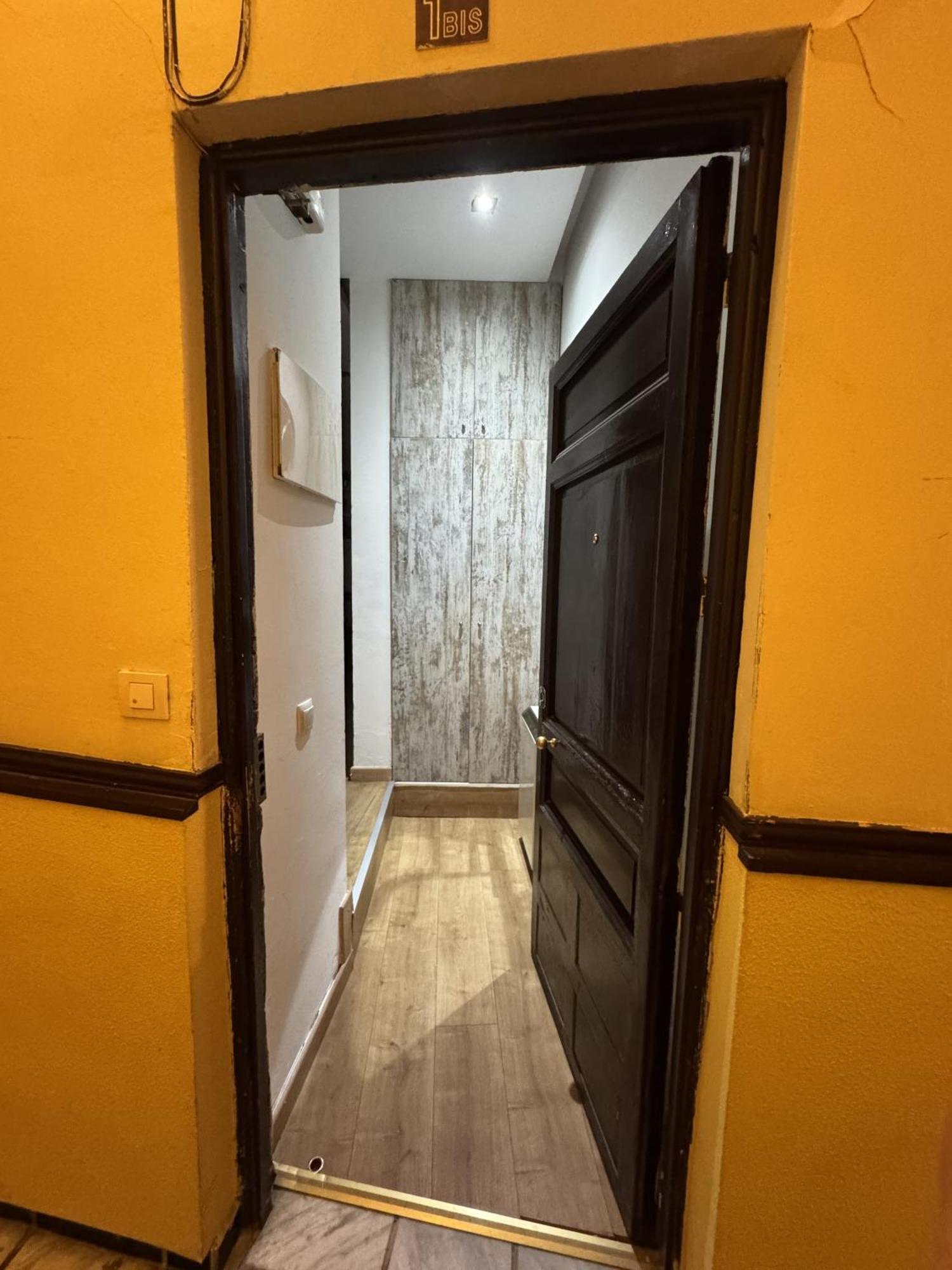 Apartamento Con Patio En Madrid Centro Ngoại thất bức ảnh